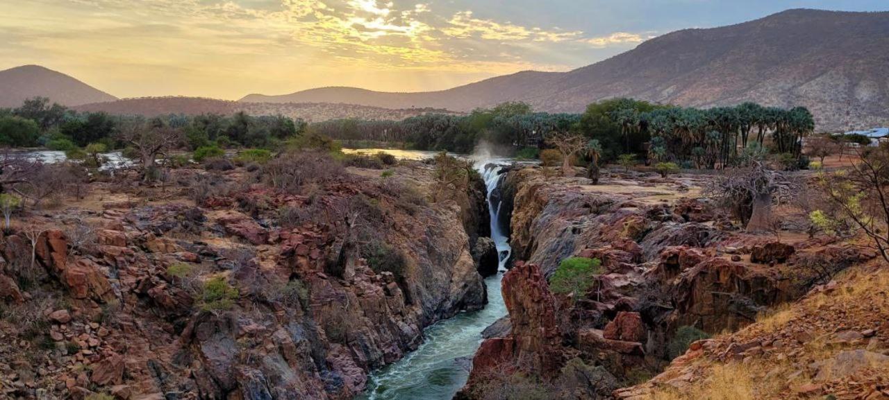 Kapika Waterfall Lodge Epupa ภายนอก รูปภาพ