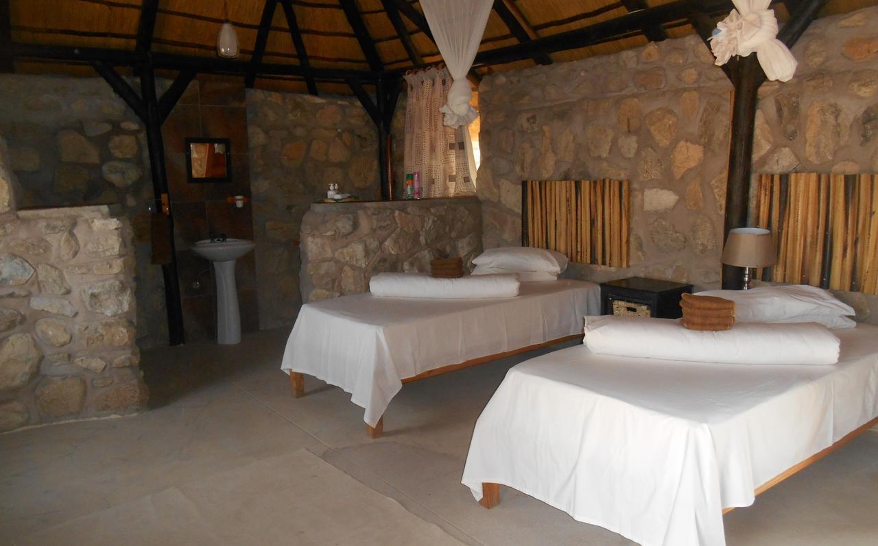Kapika Waterfall Lodge Epupa ห้อง รูปภาพ