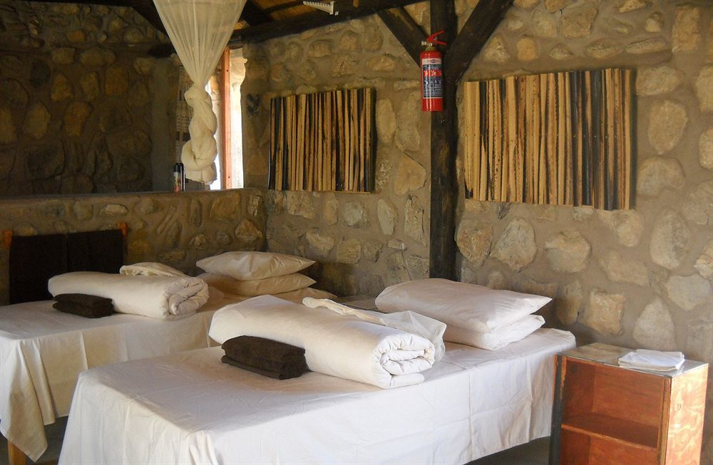 Kapika Waterfall Lodge Epupa ภายนอก รูปภาพ